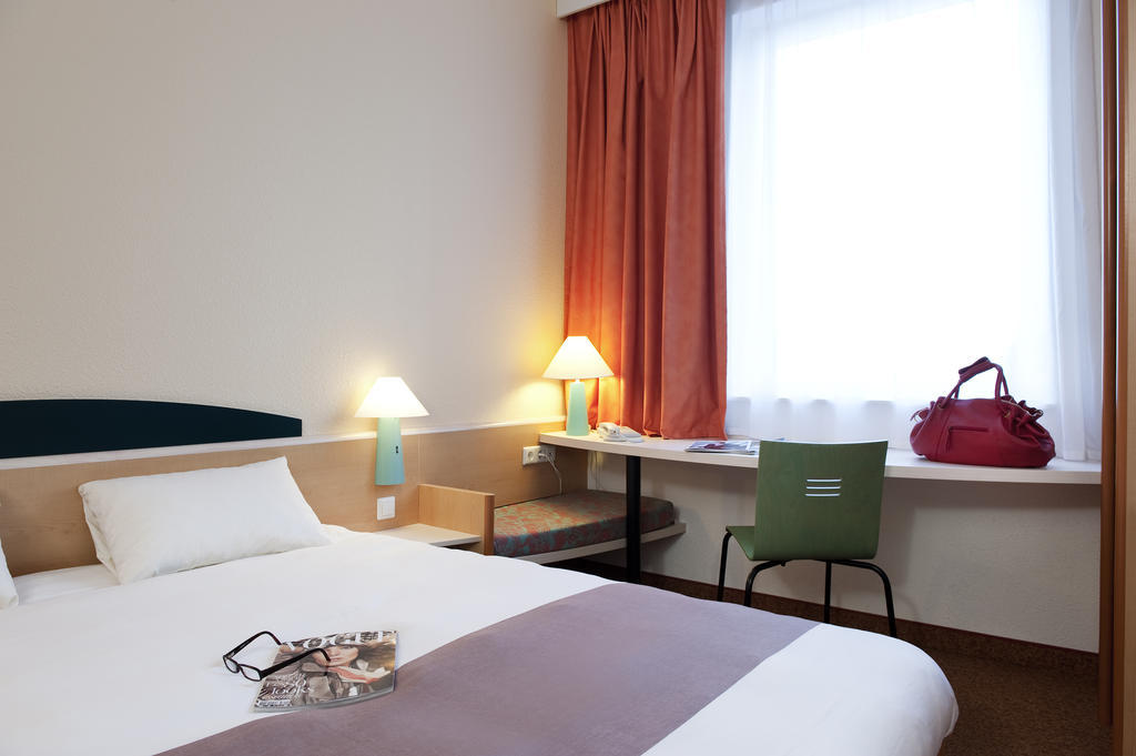 Ibis Monterrey Valle San Pedro Garza Garcia Zimmer foto